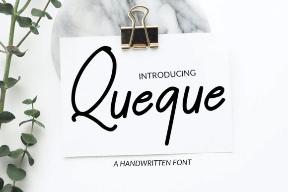 Queque: A Handwritten Font That Builds Brand Warmth